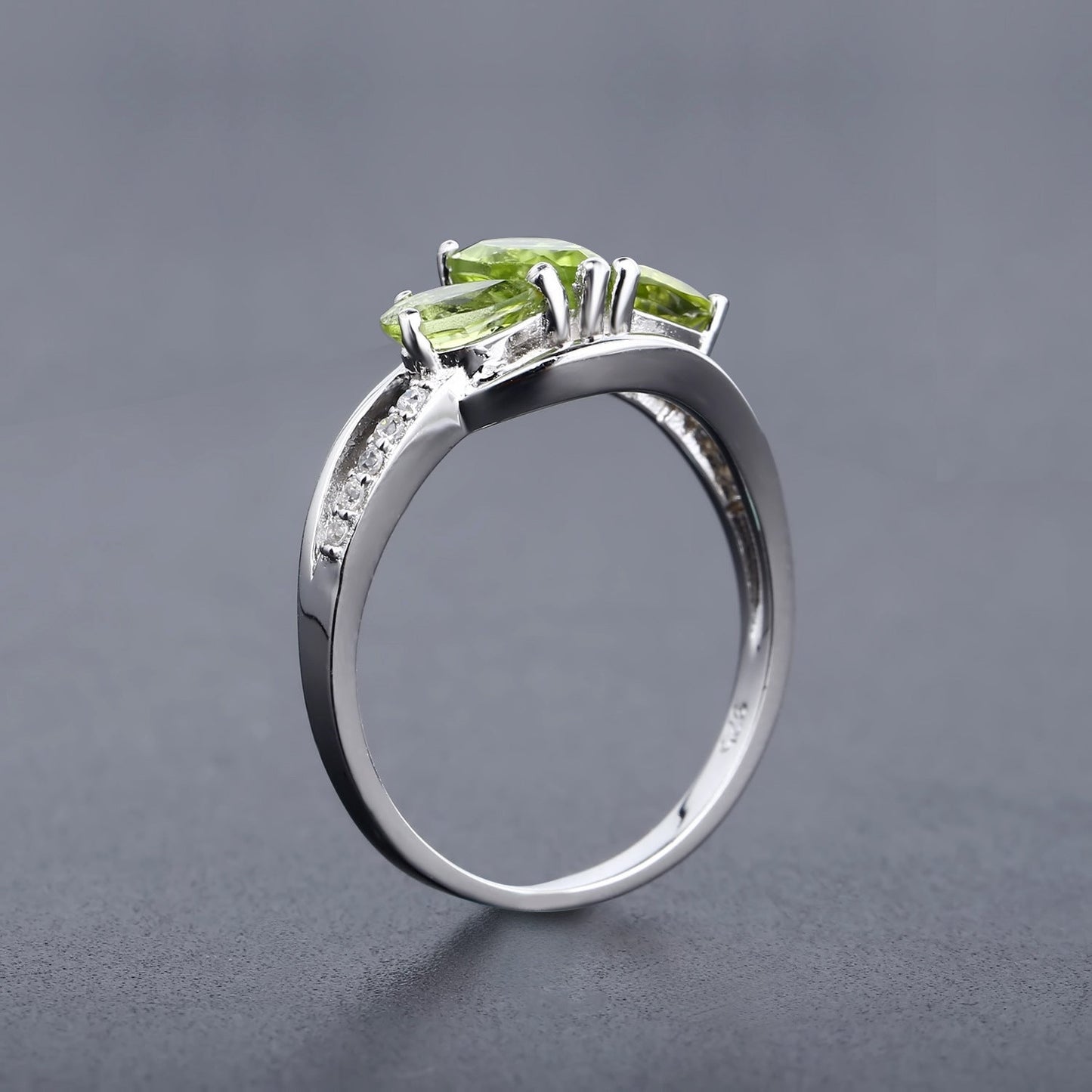 Peridot Trilogy Ring 925 Sterling Silver Natural Gemstone Shamrock Jewelry