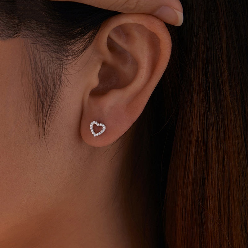 Heart Moissanite Earrings 925 Sterling Silver Platinum-plated Stud