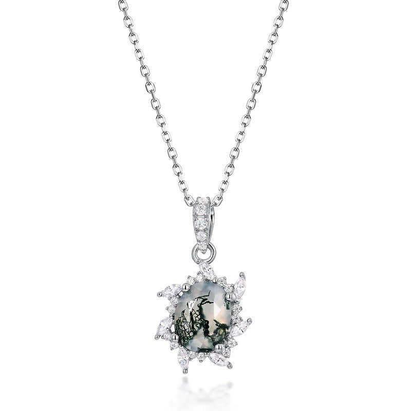 Oval Green Moss Agate Necklace in 925 Silver | Diamond-Cut Pendant