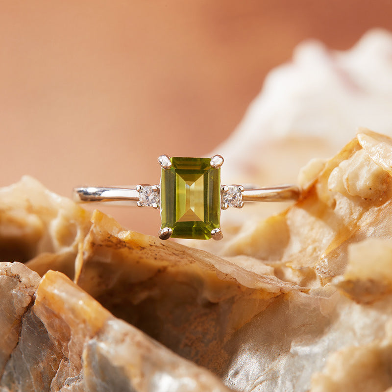 Natural Peridot Ring 14K White Gold Vermeil, August Birthstone Gold Ring, Engagement Ring, Promise Ring, Anniversary Gift, Birthday gift for her