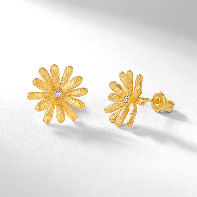 Italian Handmade Brushed Daisy Stud Earrings 