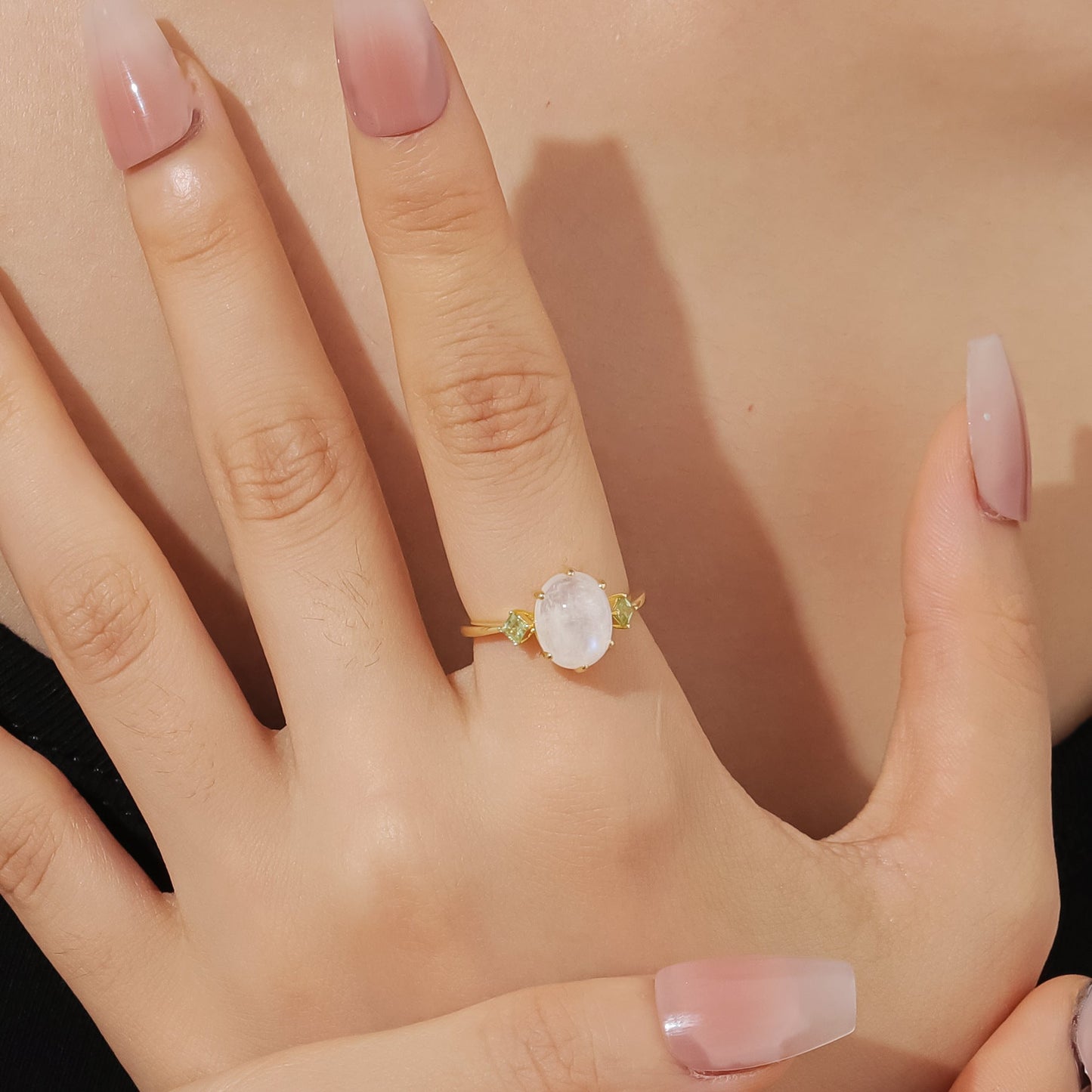 Antique Oval Natural Moonstone Ring 925 silver Gold PLated