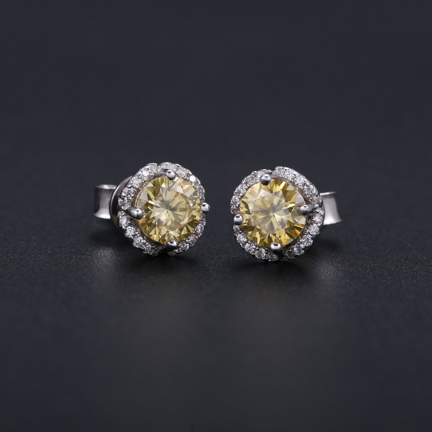 Flower 0.5ct Colorful Round Moissanite Stud Earrings 925 Sterling Silver Gold Plated