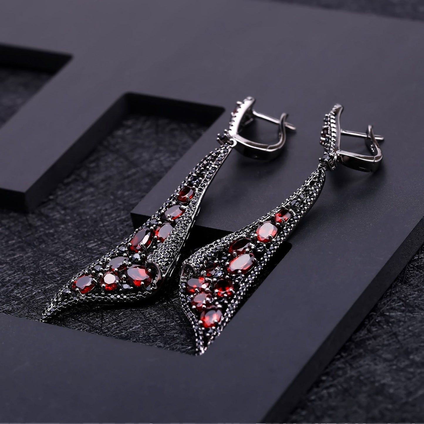Italian Craft Natural Peridot & Garnet Drop Earrings in 925 Sterling Silver
