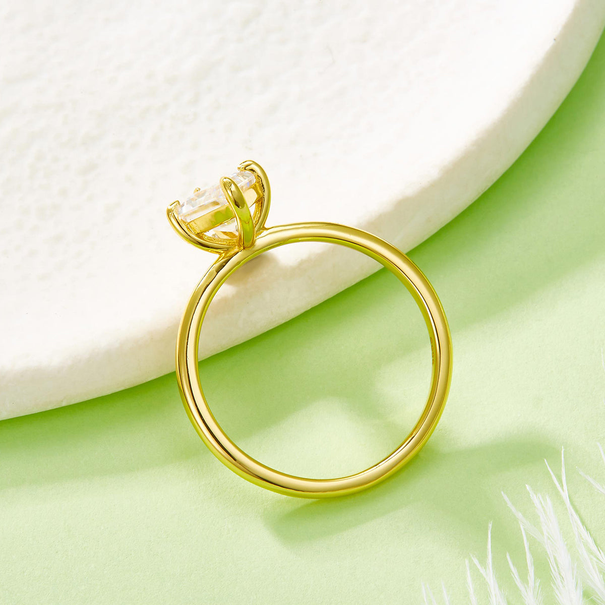 925 Moissanite Solitaire Rhombus Engagement Ring | 1.8g D Color VVS Clarity | Fine Craftsmanship